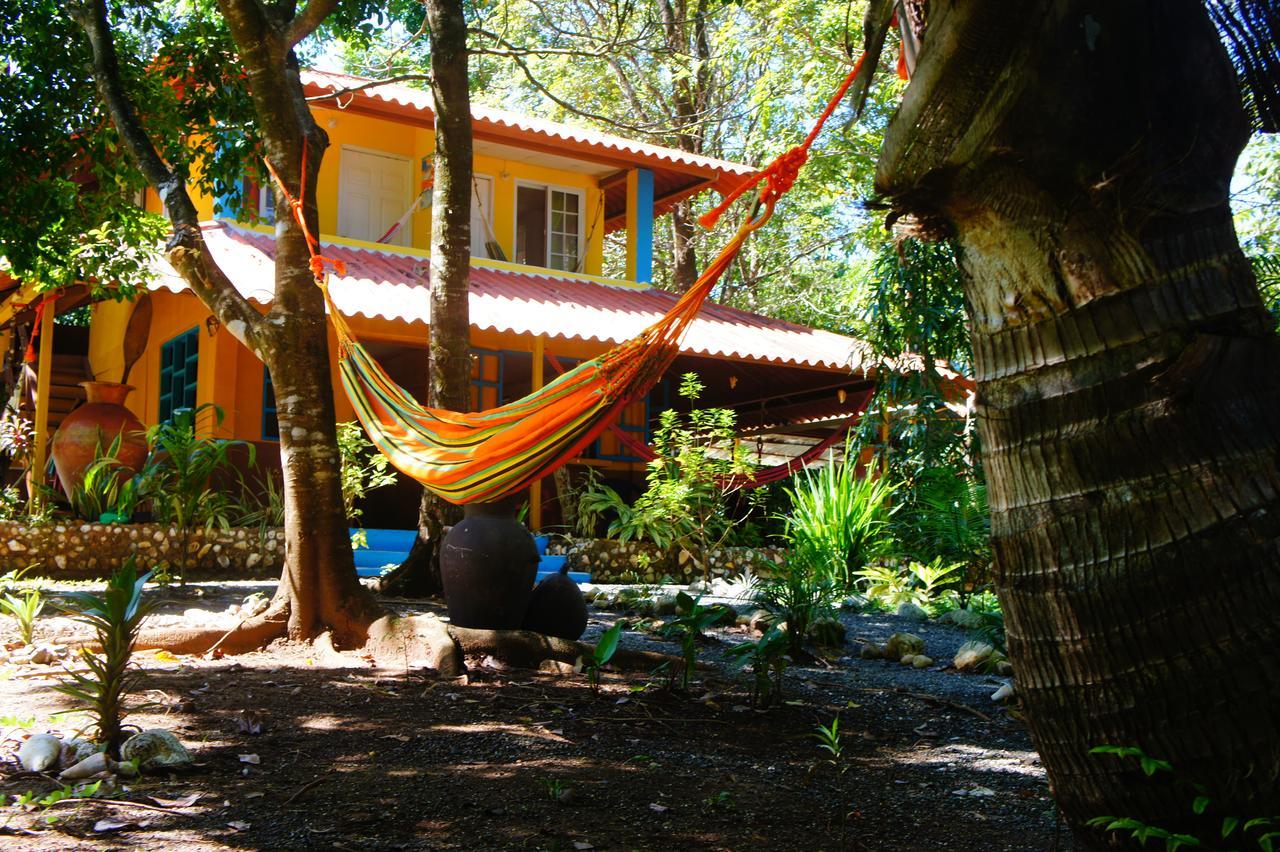 Cebaco Sunrise Lodge Isla Cebaco Bagian luar foto